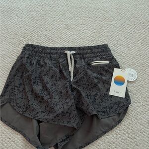 Vuori Women's Gray Patterned Athletic Shorts